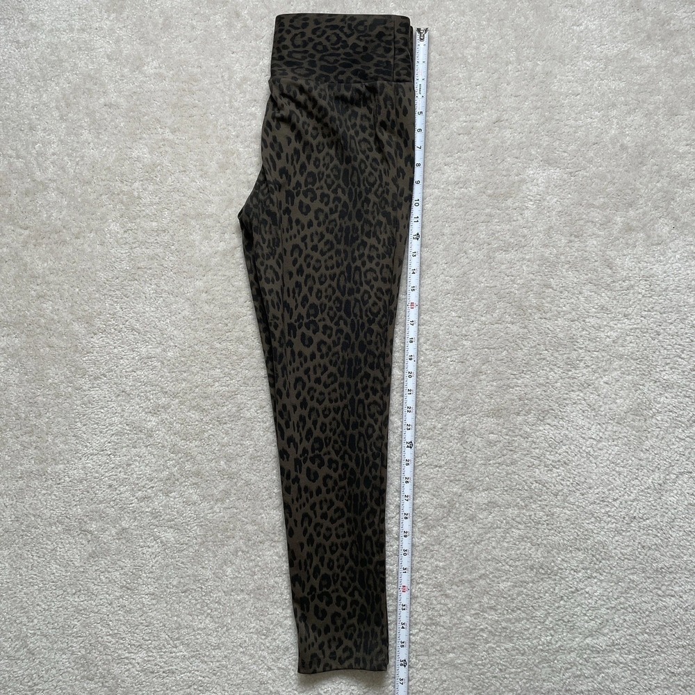 Carmen Marc Valvo Leopard Print Legging Olive Green Women's Medium NWT - Picture 4 of 13